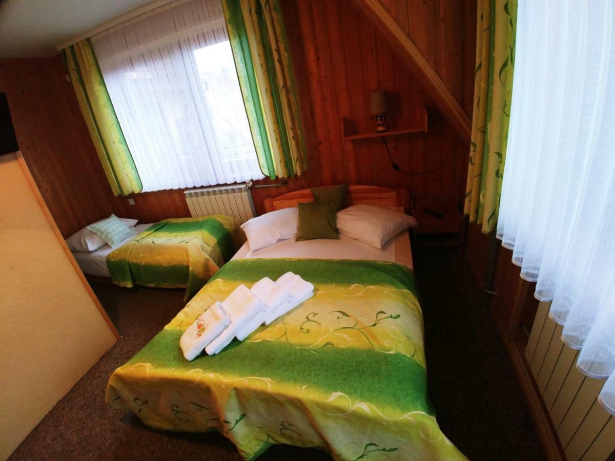 U Hani W Poblizu Goracy Potok I Termy Szaflary Extérieur photo